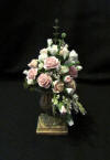 Roma Urn