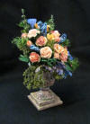 Roma Urn