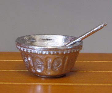 mixing bowl