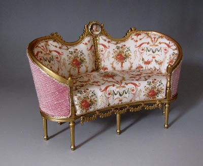 cameo sofa